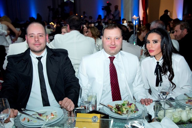 Murex D or Go White Dinner 
